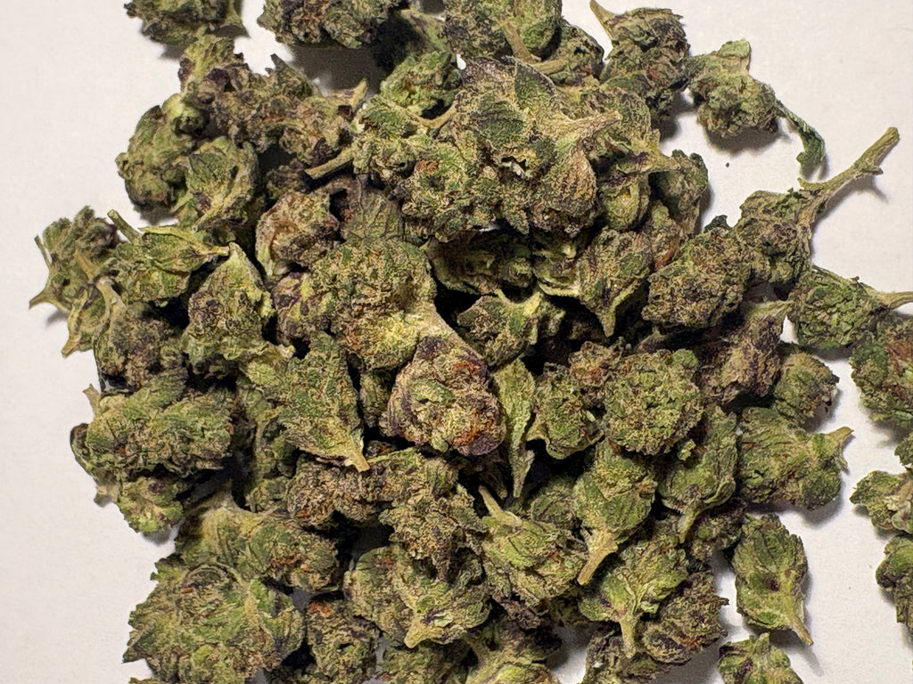 Black Runtz ~ Smalls 30.56% THCa Hemp Flower (Indoor) Indica Hybrid