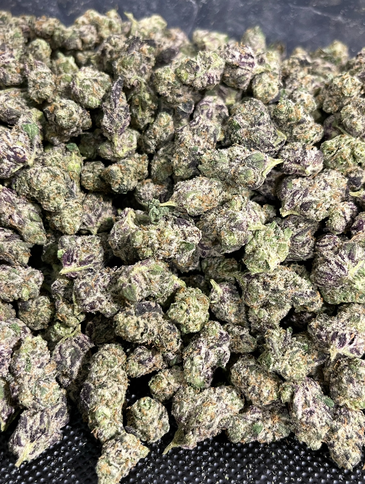 Pink Pineapple ~ smalls/med 36.52% THCa Hemp Flower (Exotic Indoor) Sativa